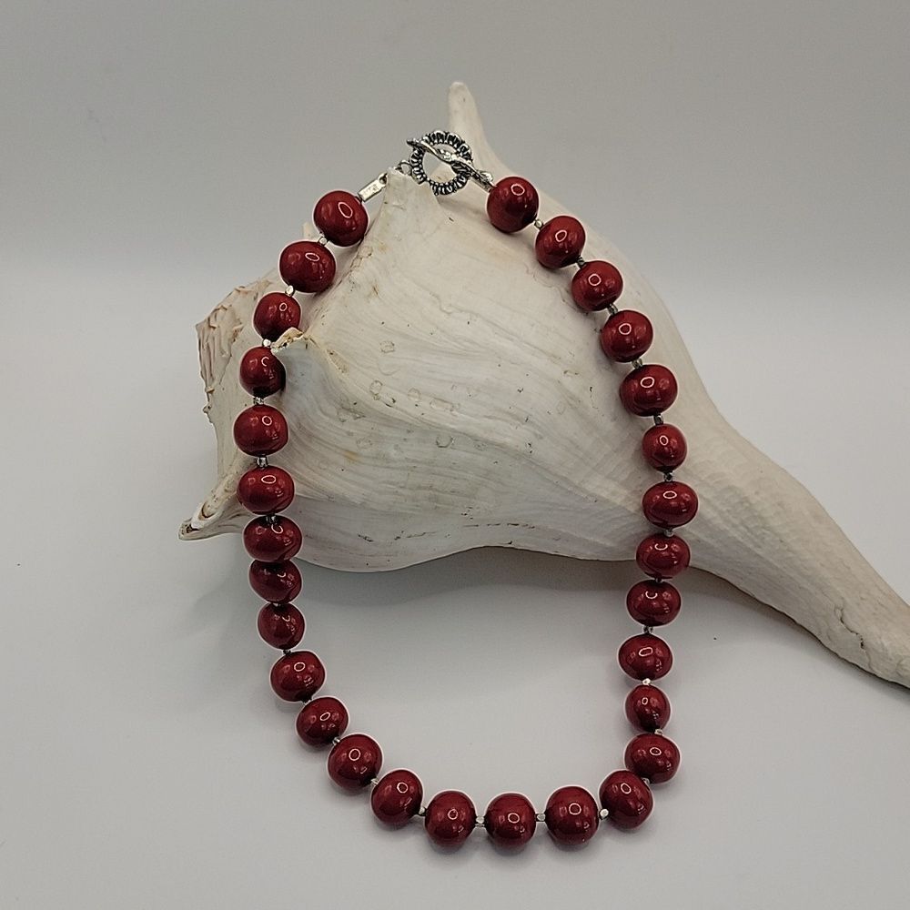 Handcrafted Artisan Dark Red Beaded Necklace Estate Jewelry Size Length 18"